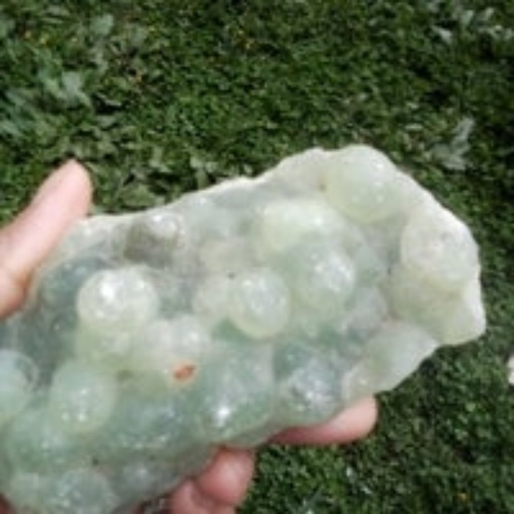 Rare Prehnite Grape quarts cluster Natu